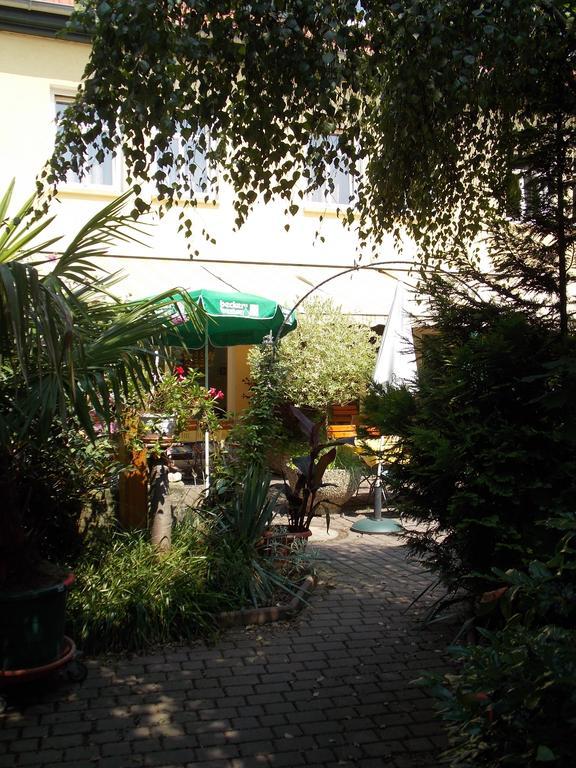 Gasthof Und Landhotel Zur Ausspanne Klipphausen Eksteriør billede